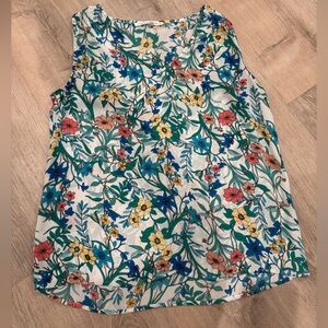 Violet & Claire Floral V-Neck Blouse